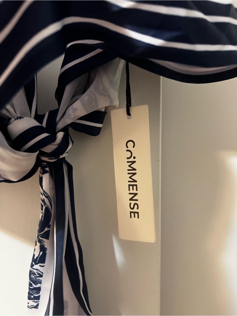 Commense Porcelain Print Scarf Style Halter Blouse - Picture 10 of 10
